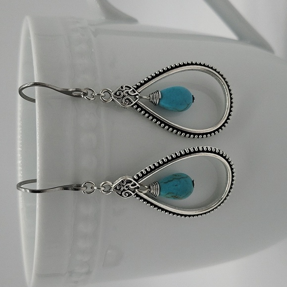 1809- Handmade Geometric Boho Earrings NWT - Picture 1 of 4